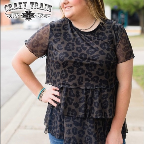 NWT! CrAzY TrAiN Layer it in Leopard Top! ❤️ - Picture 5 of 10